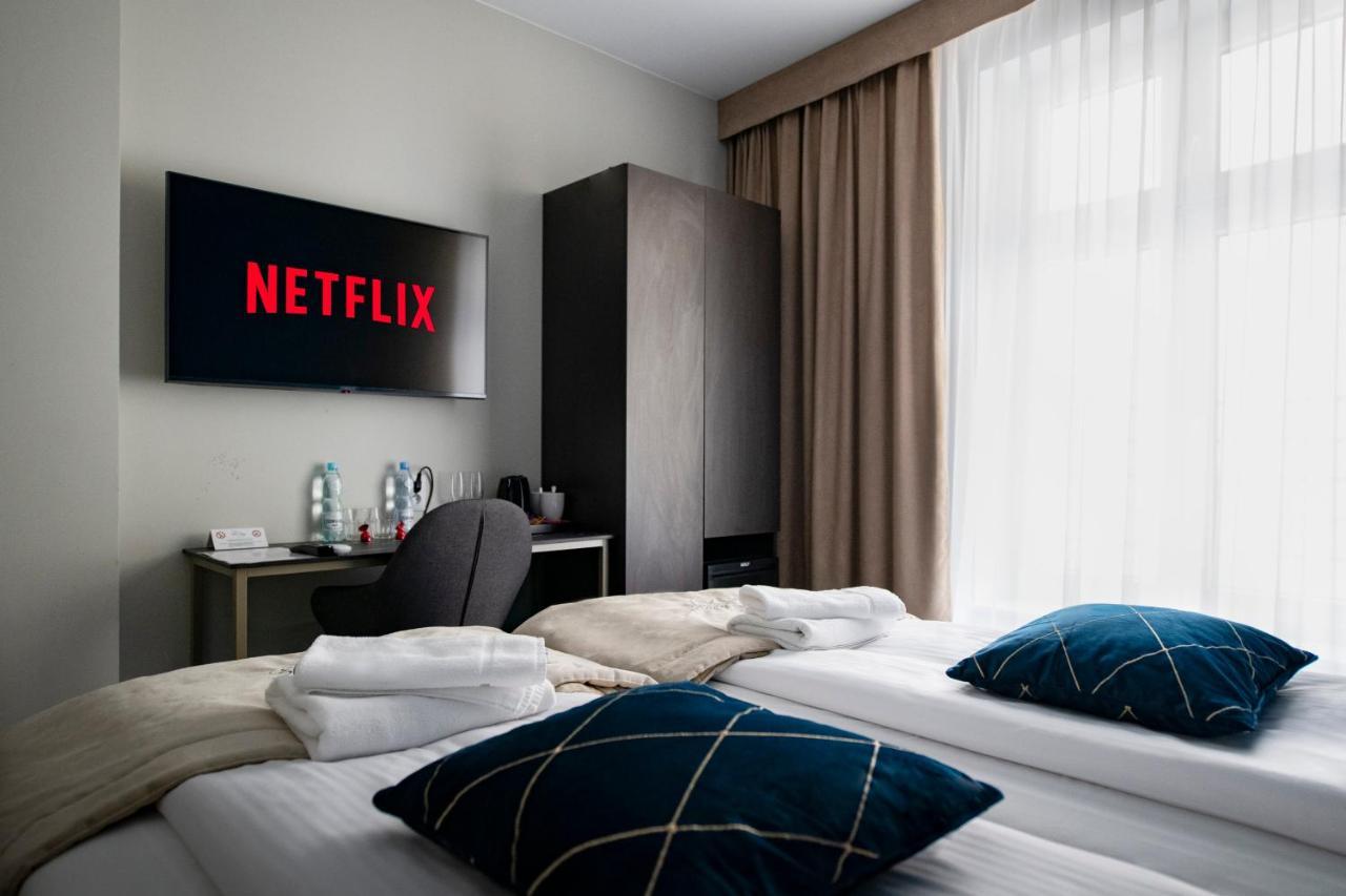 4Wings Apartments Krakow Luaran gambar