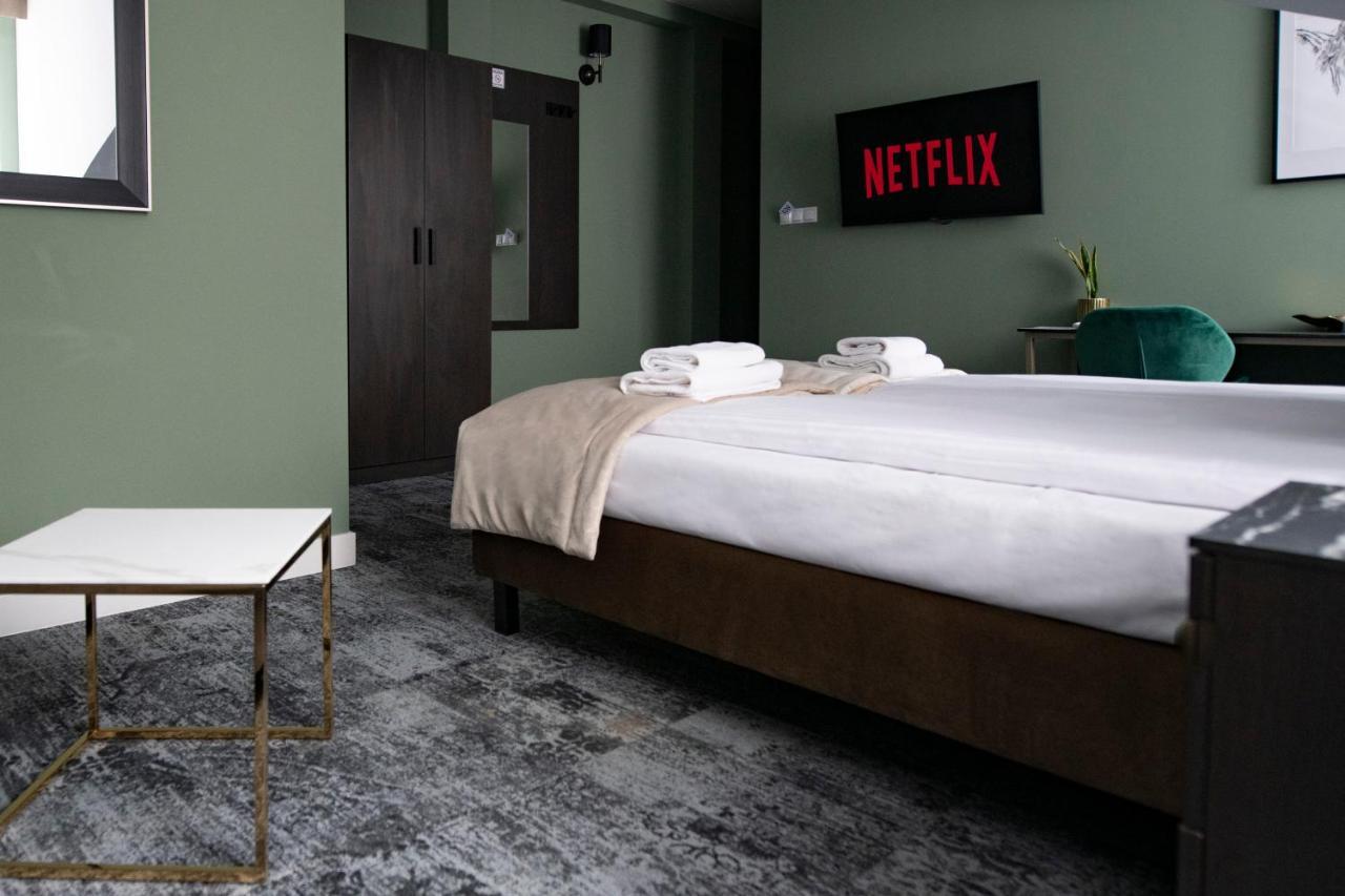 4Wings Apartments Krakow Luaran gambar
