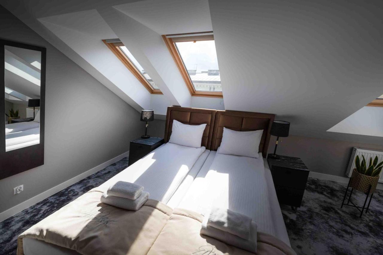 4Wings Apartments Krakow Luaran gambar