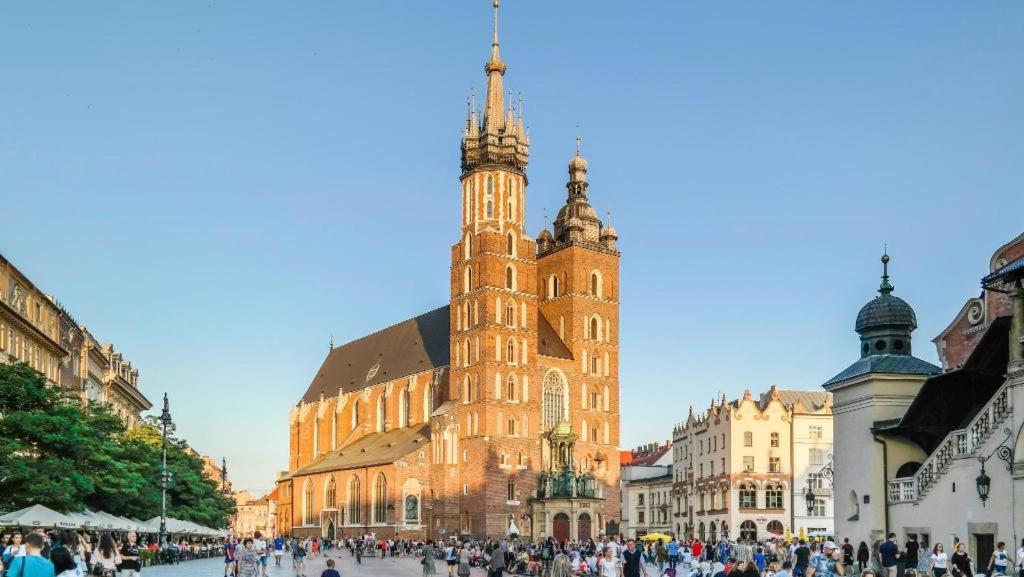 4Wings Apartments Krakow Luaran gambar