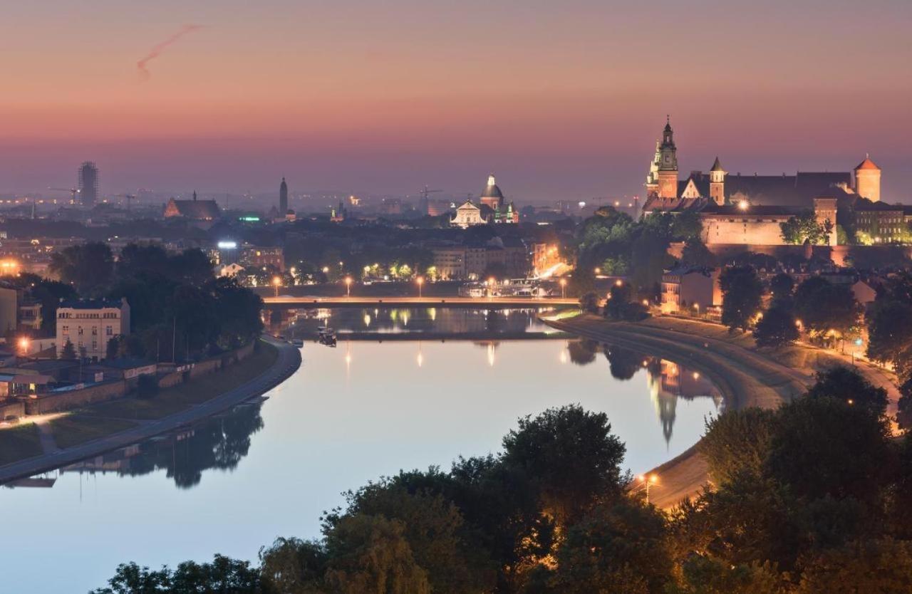 4Wings Apartments Krakow Luaran gambar