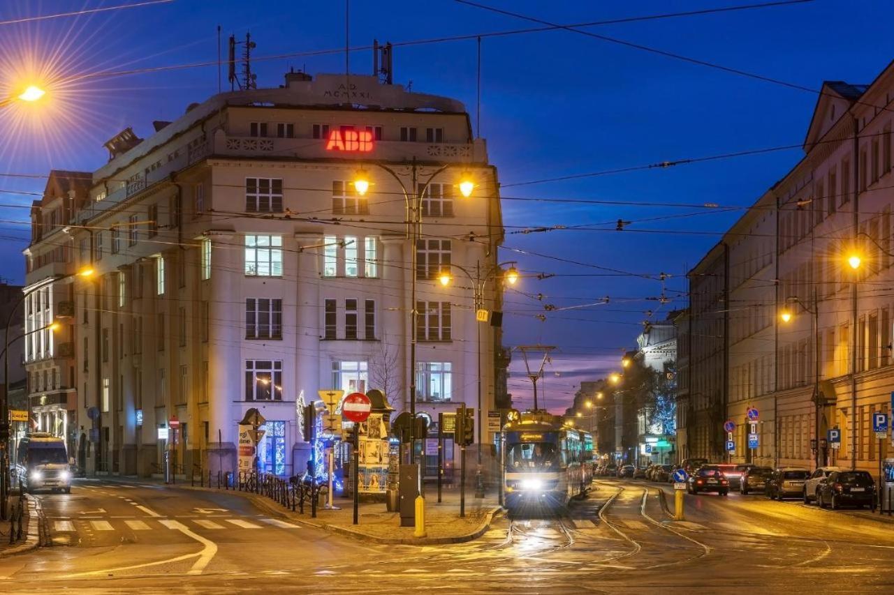 4Wings Apartments Krakow Luaran gambar